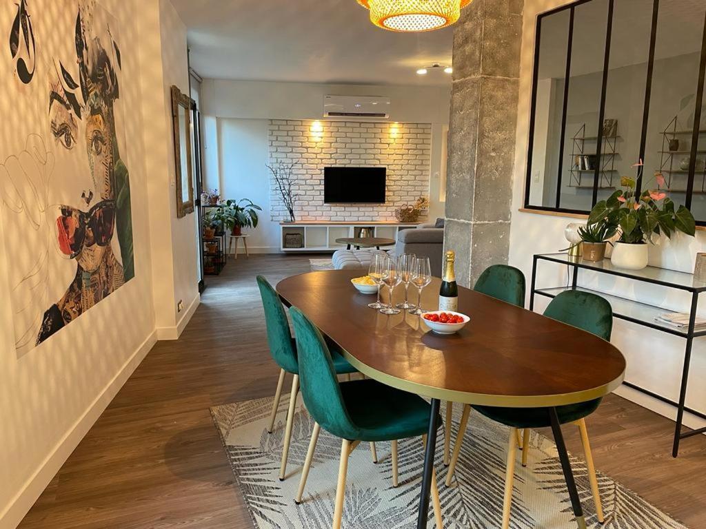 Tres Bel Appartement Central, Au Calme Avec Balneo Perpignan Kültér fotó
