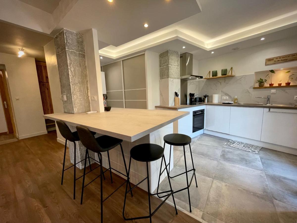 Tres Bel Appartement Central, Au Calme Avec Balneo Perpignan Kültér fotó